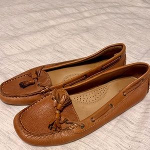 Leather GH Bass loafers